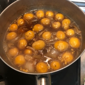 【鶏モツ】プリプリ食感。鶏キンカン＆鶏ももの煮込み